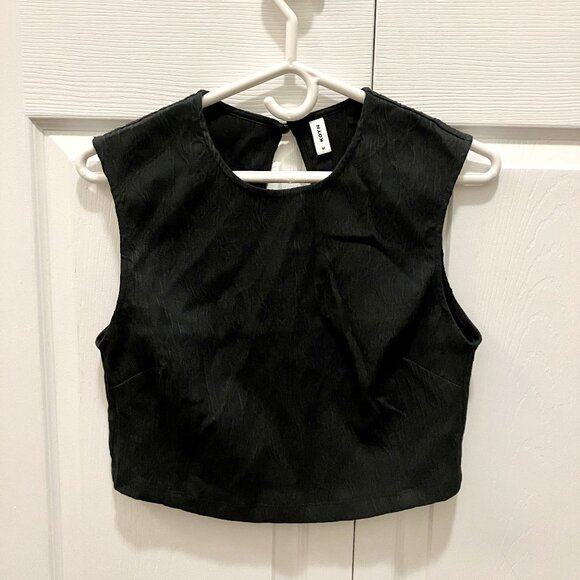 NWT Women's Hathor Tee in black by Kotn, size M - Picture 1 of 8